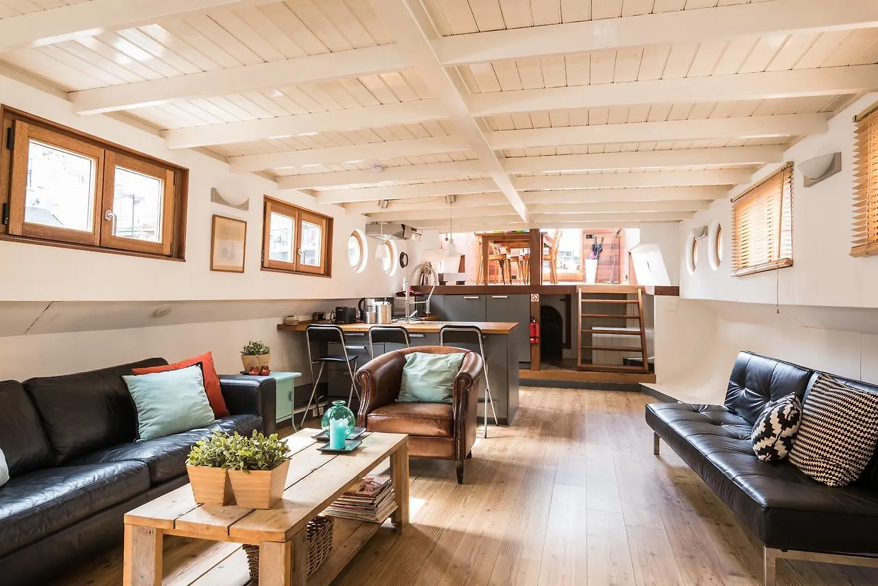 Houseboat Prince William & Houseboat Prince Arthur Amsterdam